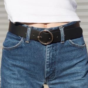 NWOT Brandy Melville Buckle Belt